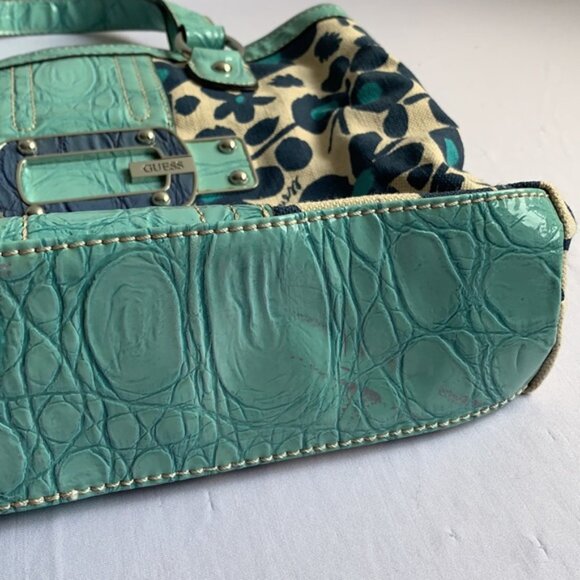 Blue Floral Guess Purse - Picture 7 of 9